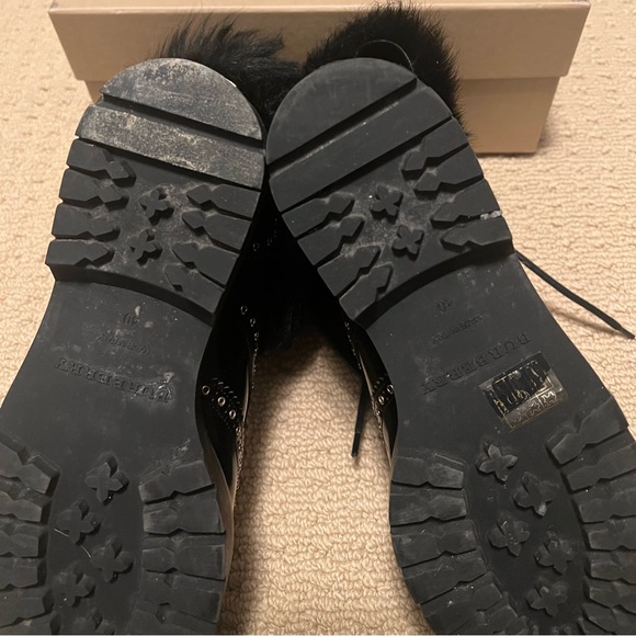 Burberry boots - Picture 7 of 9